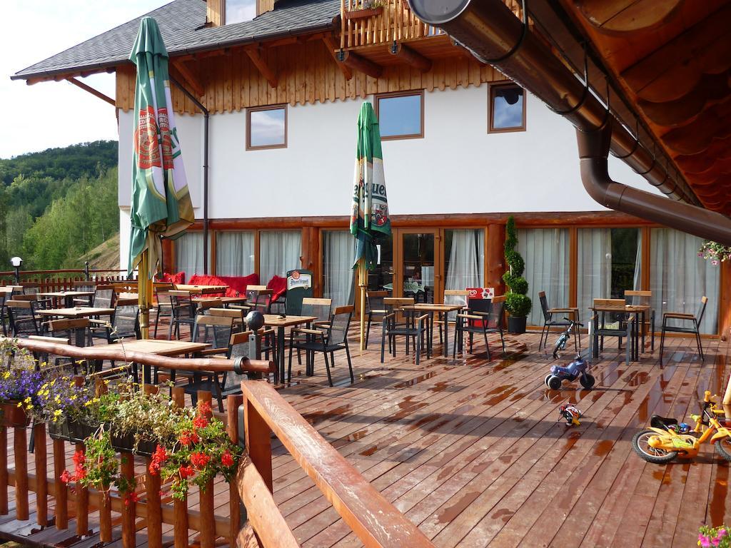 Rezidence U Jezera Hotel Jesenik Ngoại thất bức ảnh