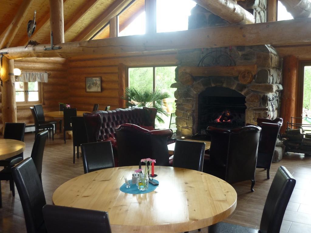 Rezidence U Jezera Hotel Jesenik Ngoại thất bức ảnh