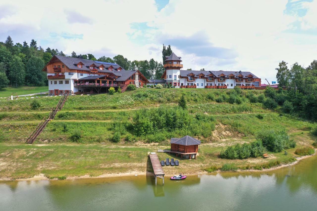 Rezidence U Jezera Hotel Jesenik Ngoại thất bức ảnh